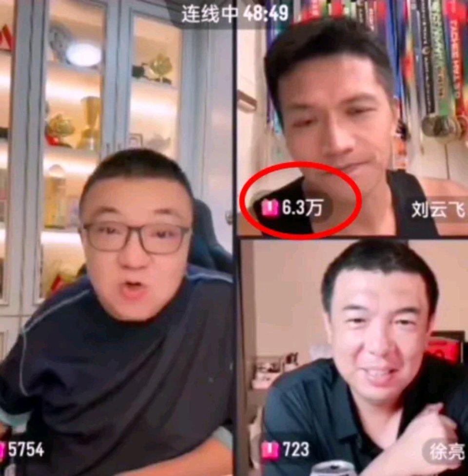 最佳门将, 你的礼物已 最佳门将, 你的礼物已